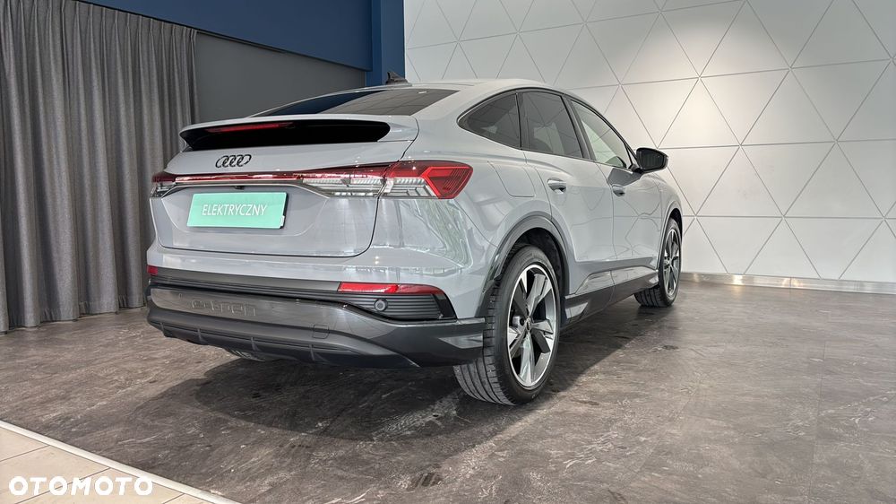 Audi Q4 e-tron - 6
