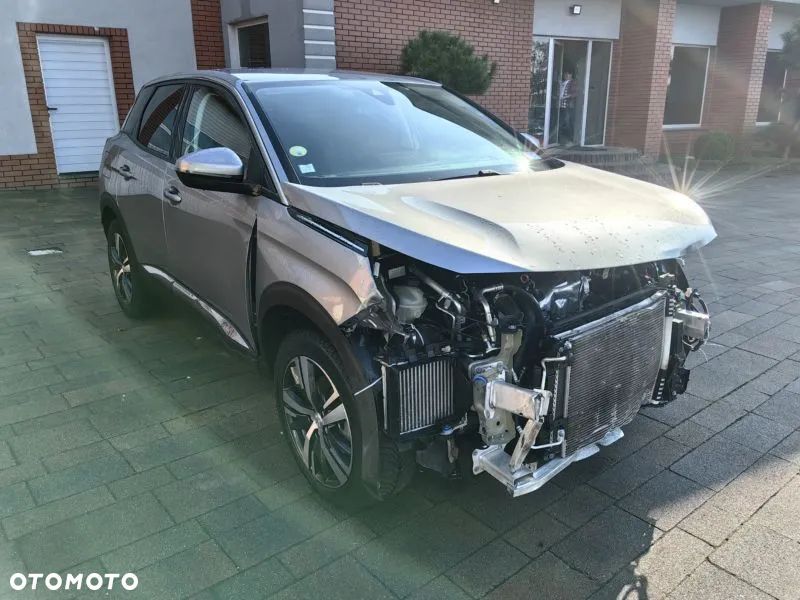 Peugeot 3008 1.5 BlueHDi Allure Pack S&S EAT8 - 4