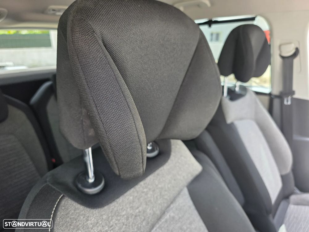 Citroën C4 Picasso PureTech 130 Stop&Start FEEL - 22