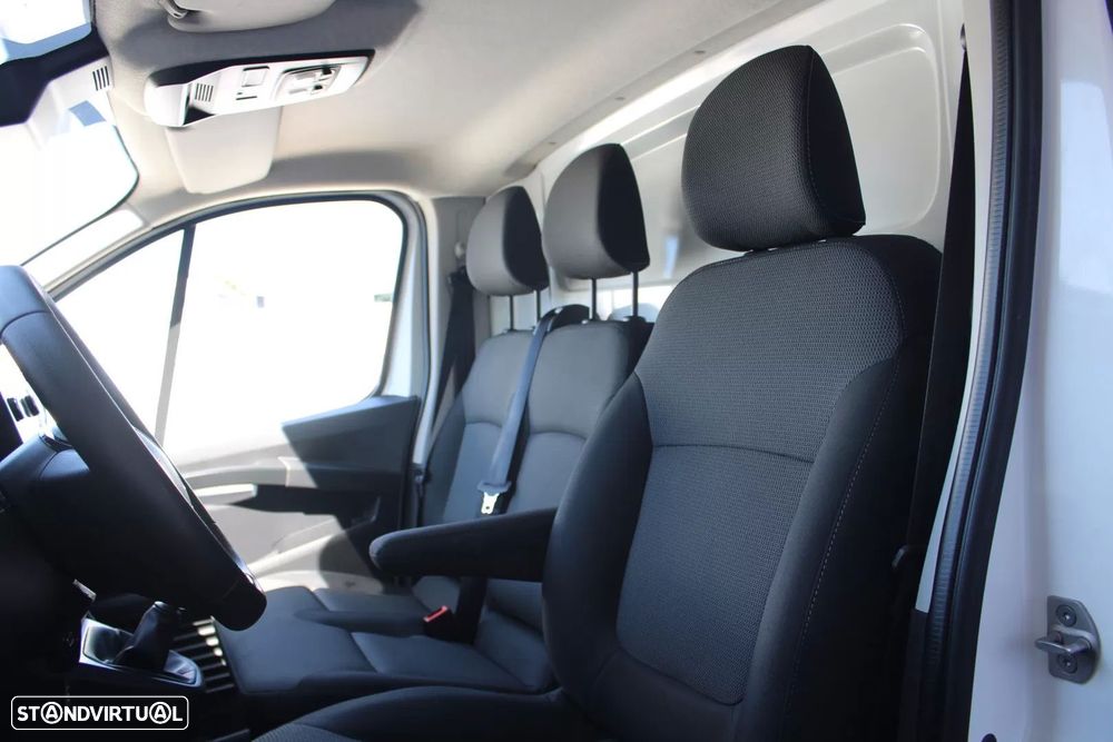 Renault TRAFIC 2.0 BLUE DCI C/FRIO - 13