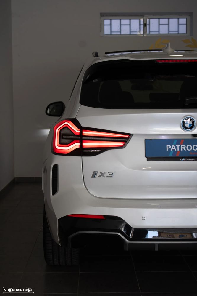 BMW iX3 M Sport Impressive - 44