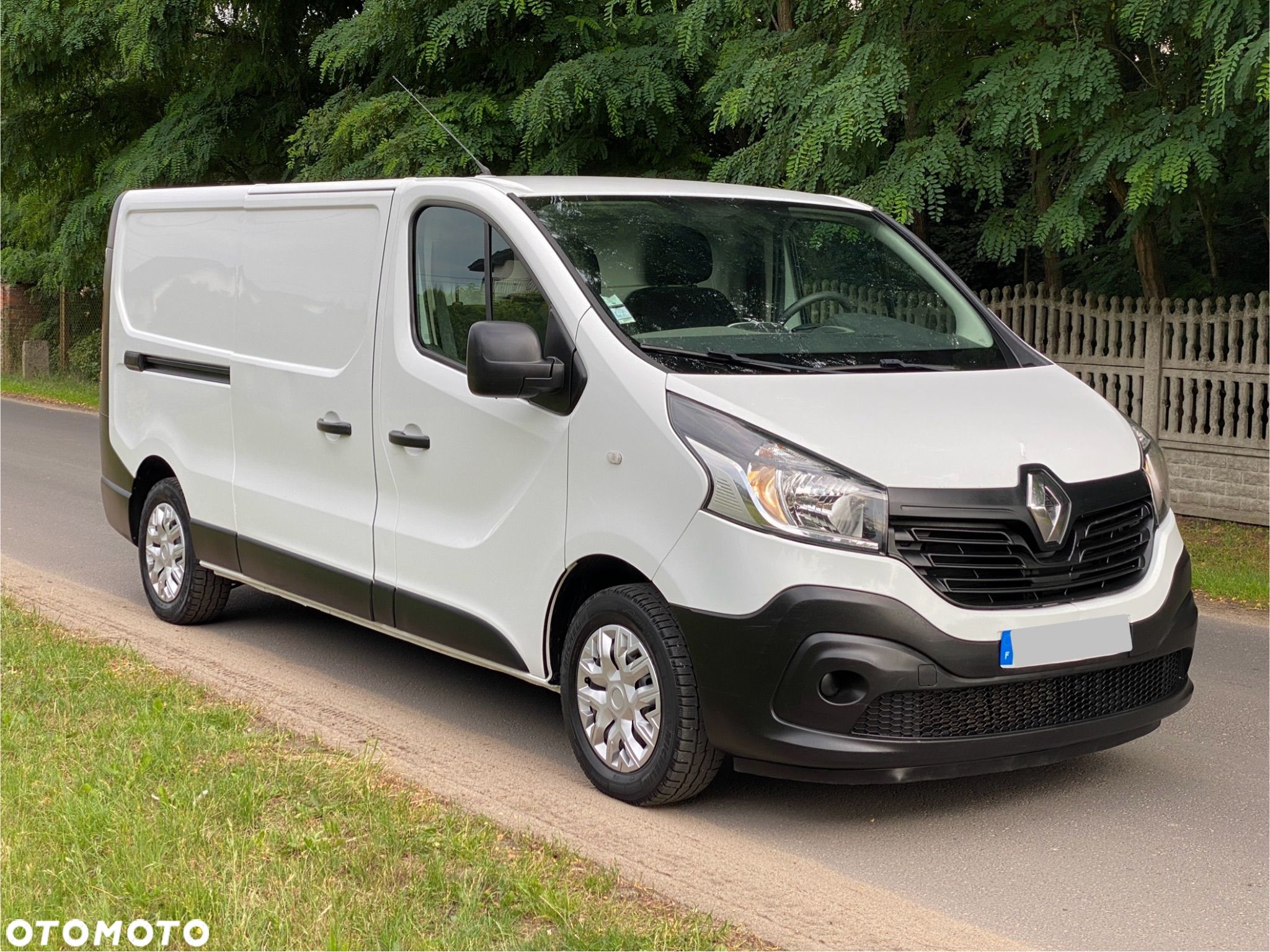 Renault Trafic - 1