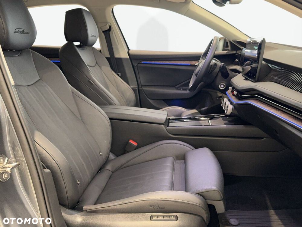 Skoda Superb 2.0 TDI SCR L&K DSG - 22