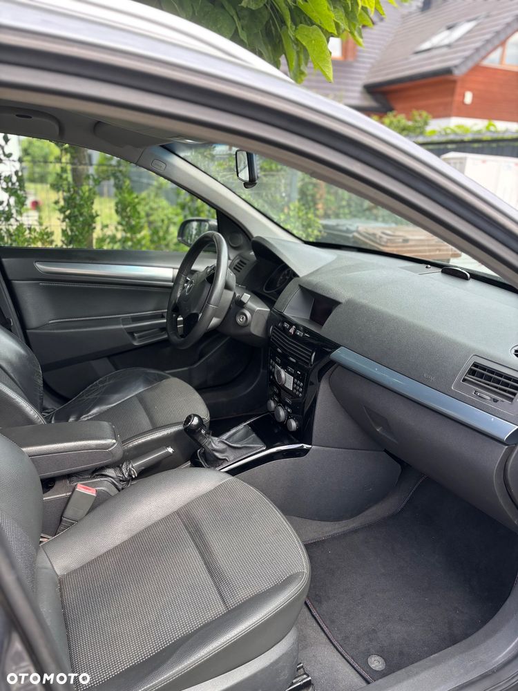 Opel Astra 1.9 CDTI Sport - 8