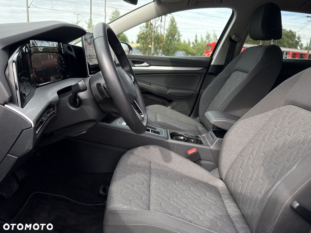 Volkswagen Golf 1.5 eTSI mHEV Life DSG - 12