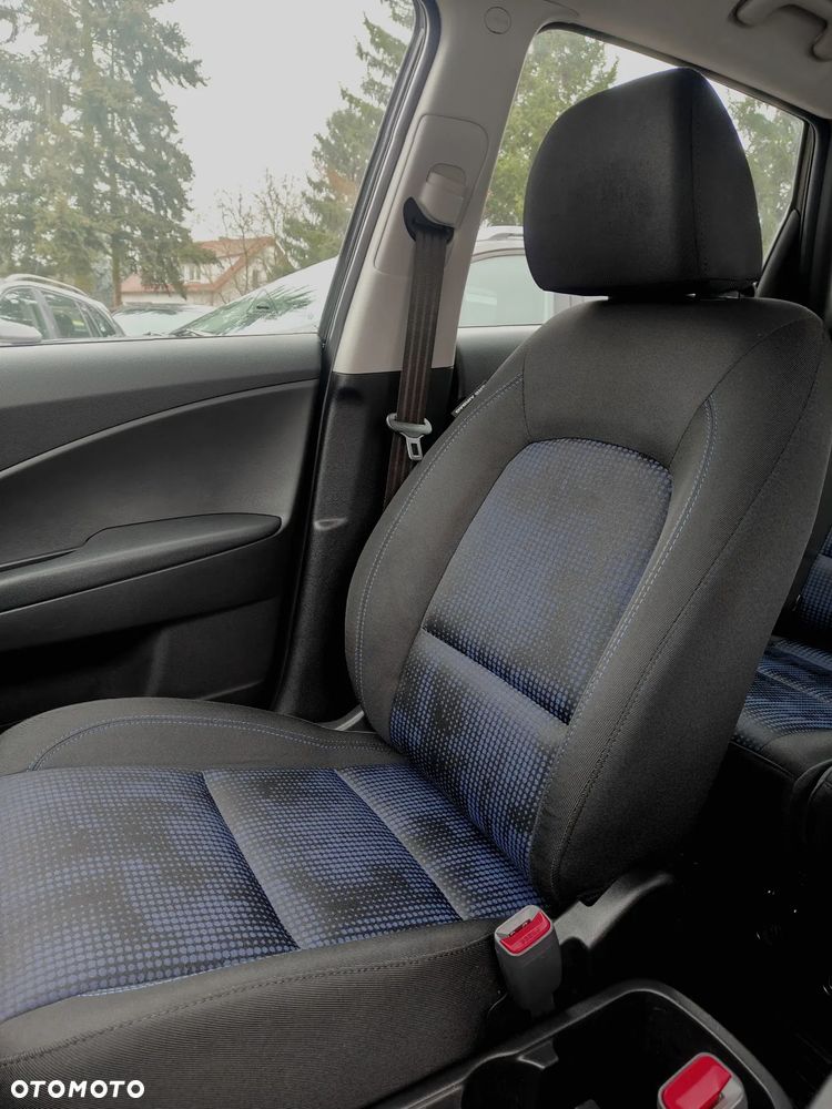 Hyundai ix20 1.6 CRDi Fifa World Cup Edition - 20