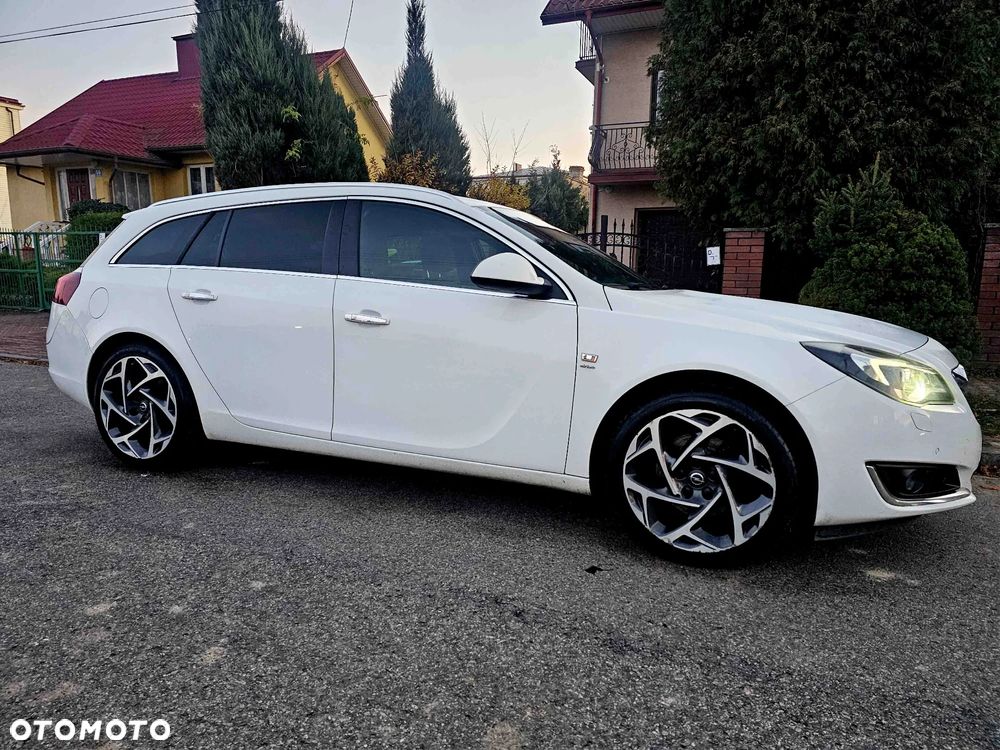 Opel Insignia Sports Tourer 2.0 Direct InjectionTurbo Ultimate - 9