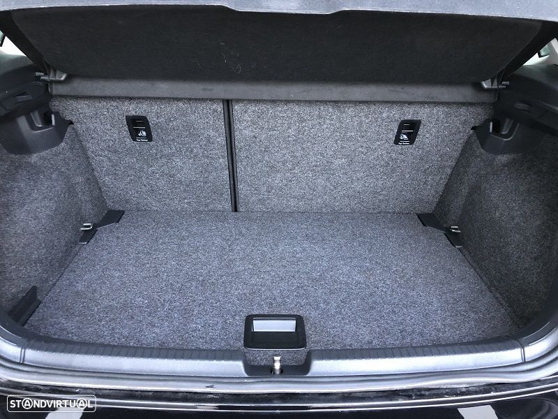 VW Polo 1.0 Confortline - 19