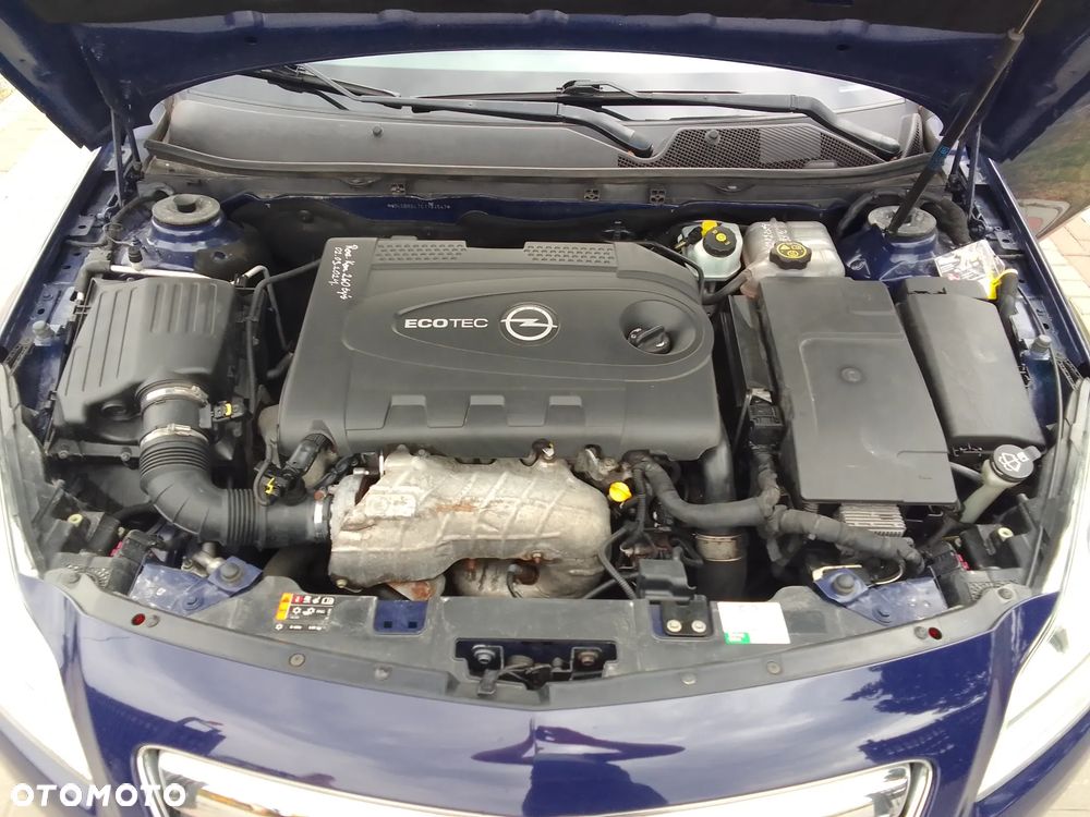 Opel Insignia 2.0 CDTI - 11