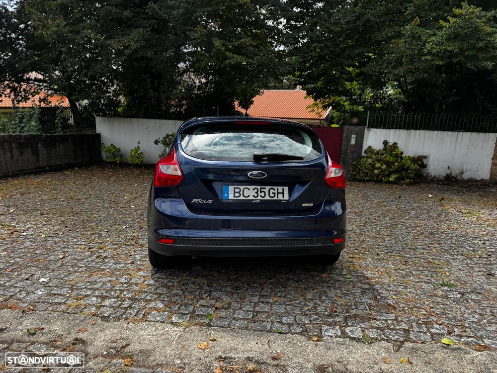 Ford Focus 1.0 EcoBoost S&S COOL&CONNECT - 11