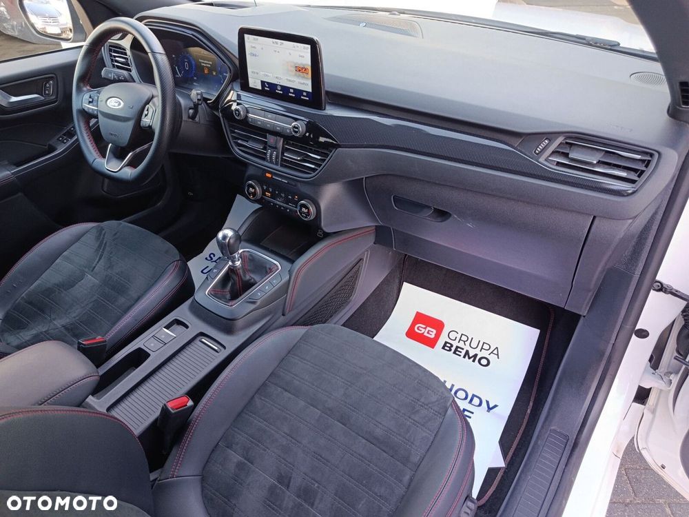 Ford Kuga 1.5 EcoBoost FWD ST-Line X - 19