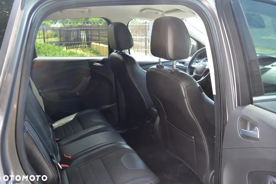 Ford Kuga 2.0 TDCi 4WD Titanium - 12