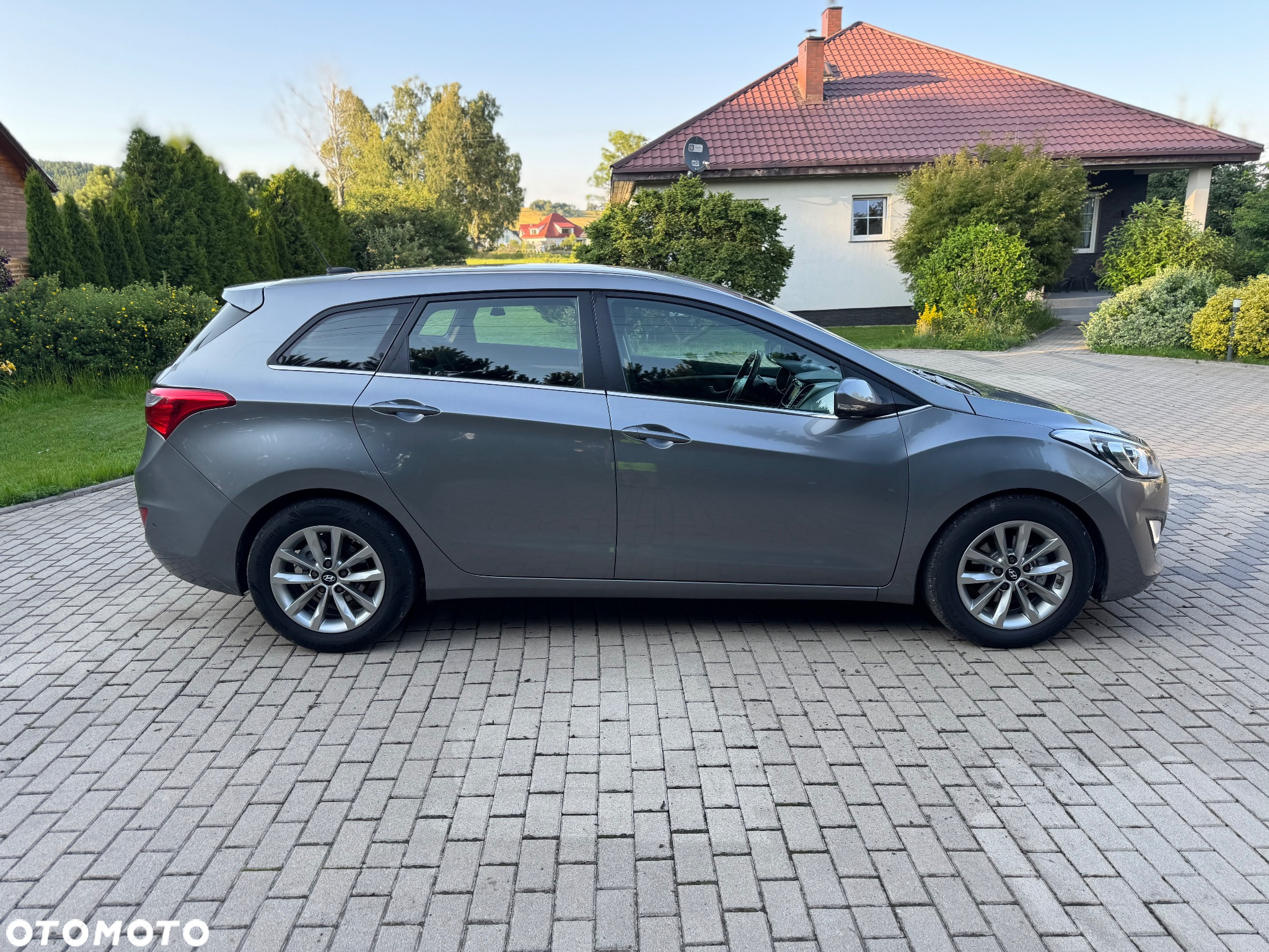 Hyundai i30 1.6 GDI BlueDrive Premium - 14