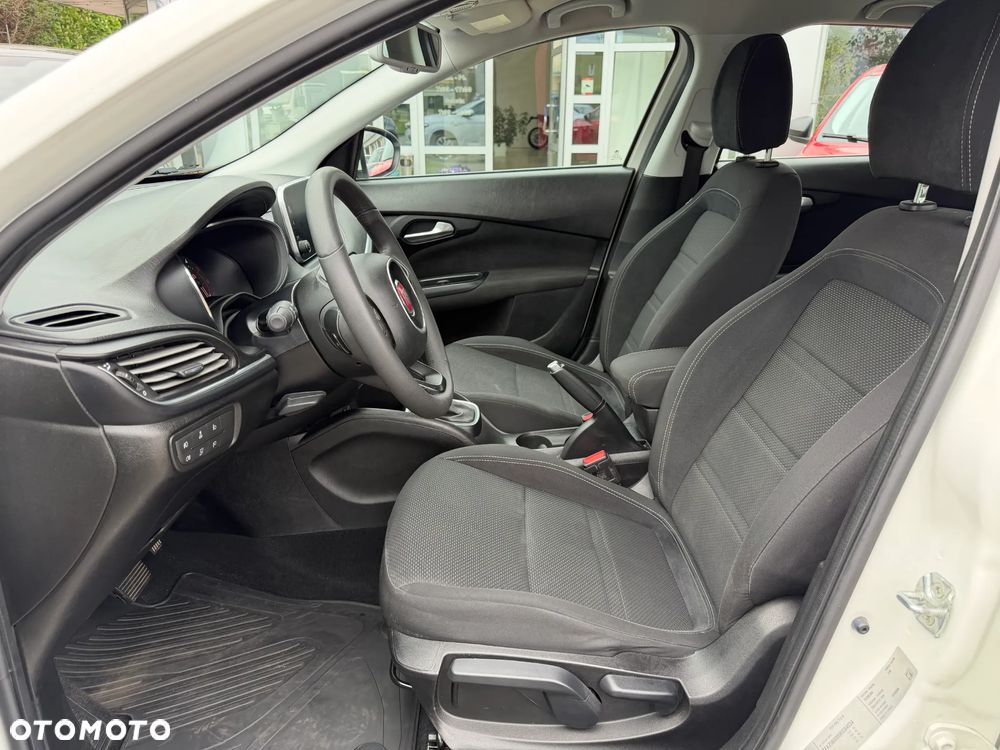 Fiat Tipo 1.6 MultiJet DCT Lounge - 10