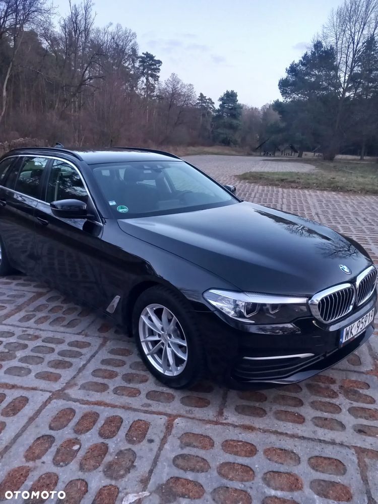 BMW Seria 5 520d Sport Line - 2
