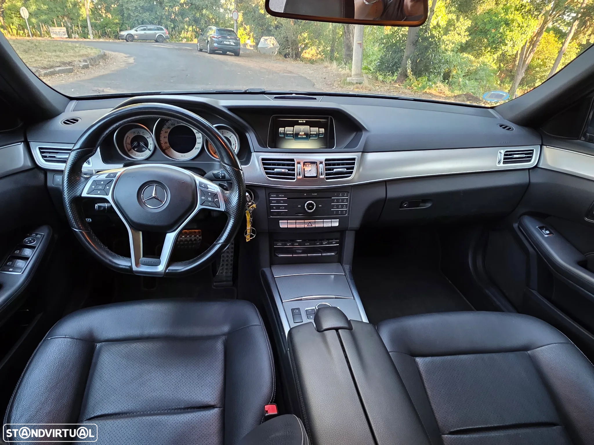 Mercedes-Benz E 300 Bluetec Hybrid Avantgarde - 3