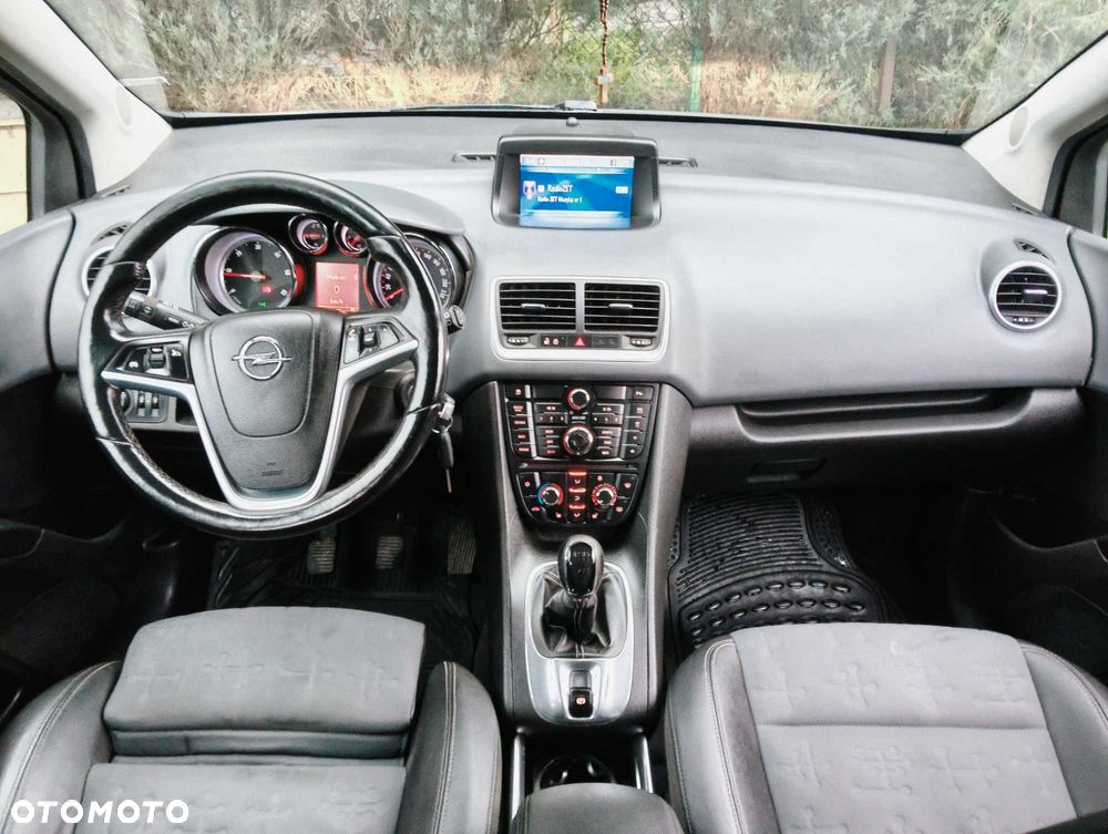 Opel Meriva - 8