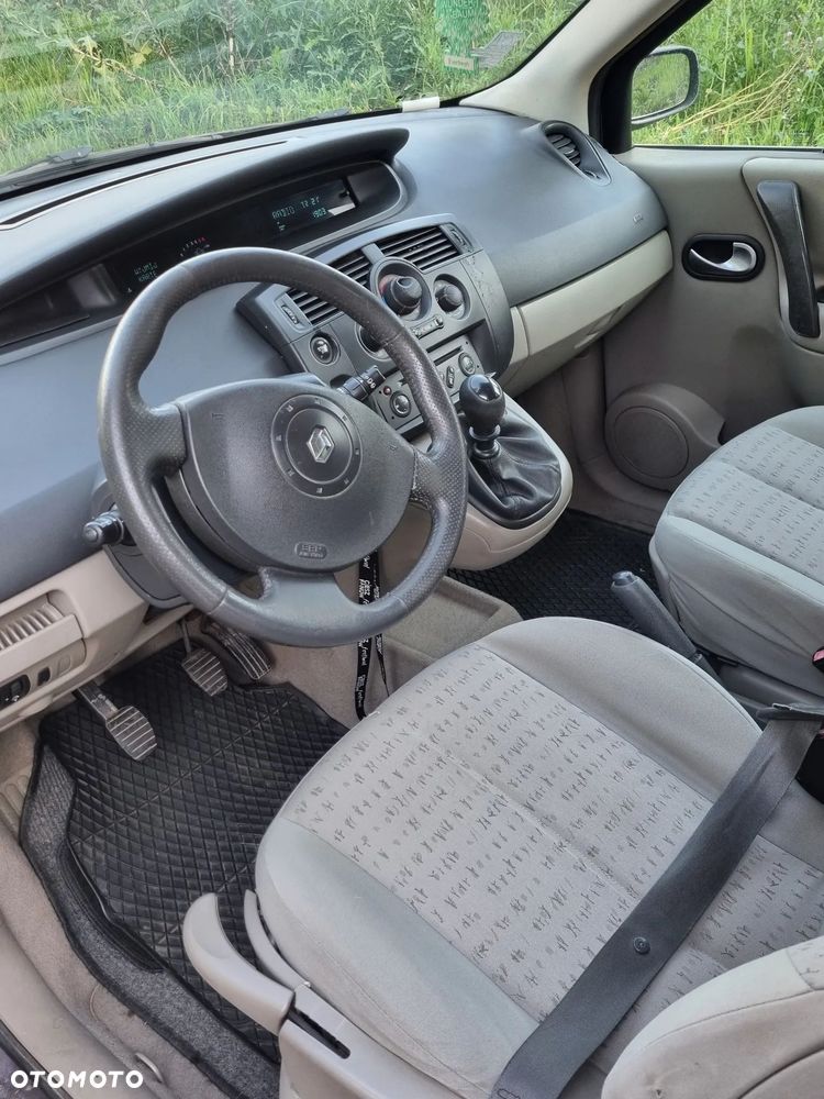 Renault Scenic 1.9 dCi Dynamique - 6