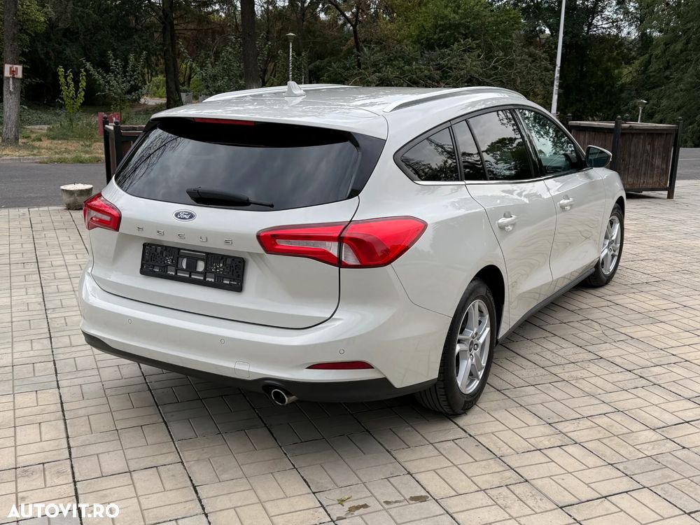 Ford Focus Turnier 1.5 EcoBlue Start-Stopp-System Aut. TREND - 13