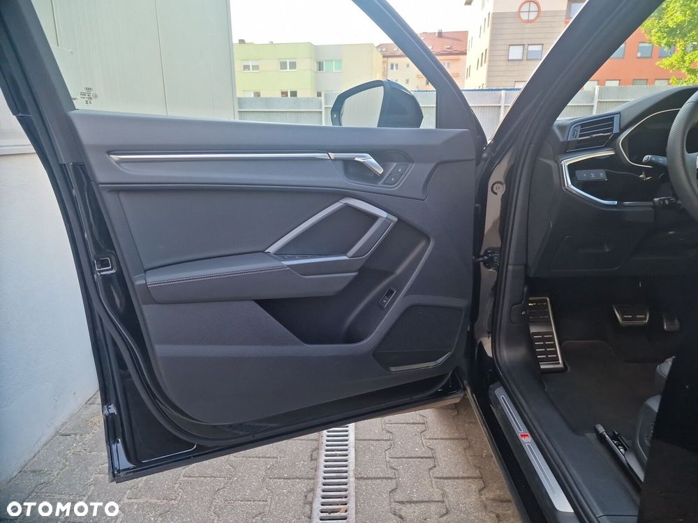 Audi Q3 - 11