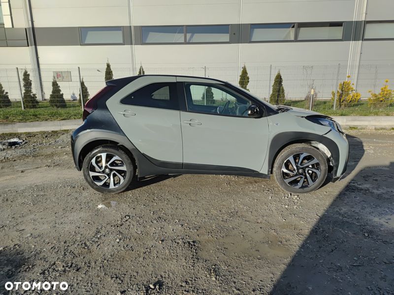 Toyota Aygo X 1.0 VVT-i Color Edition X-shift - 8