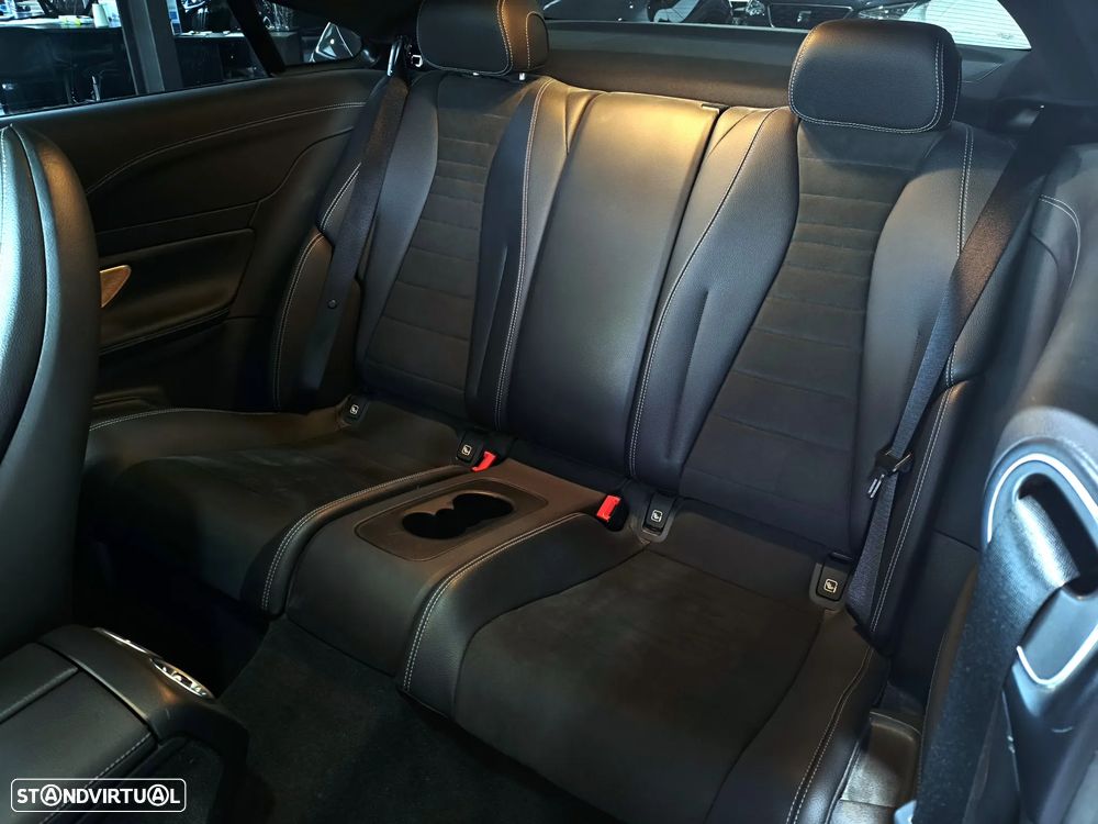 Mercedes-Benz E 200 AMG Line - 9