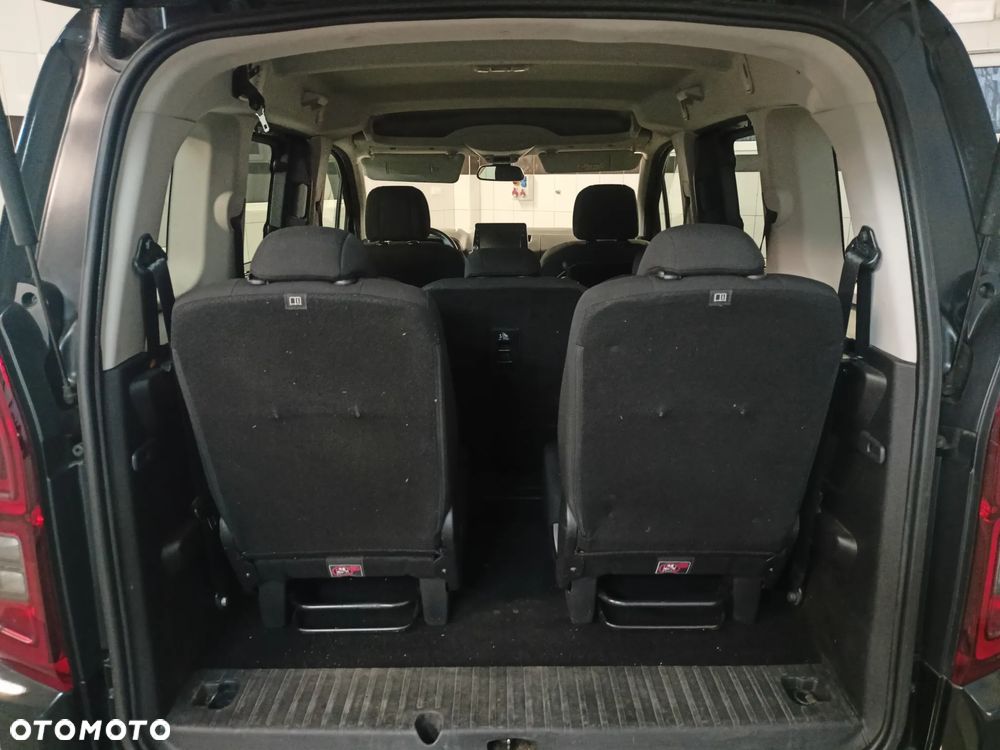 Opel Combo 1.2 Turbo Start/Stop Innovation - 19