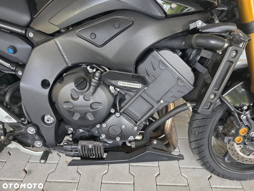 Yamaha FZ8 - 7