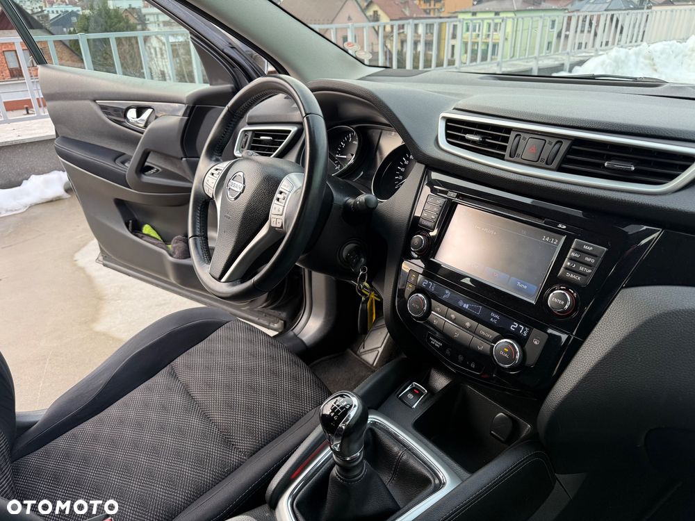 Nissan Qashqai 1.3 DIG-T TEKNA - 12