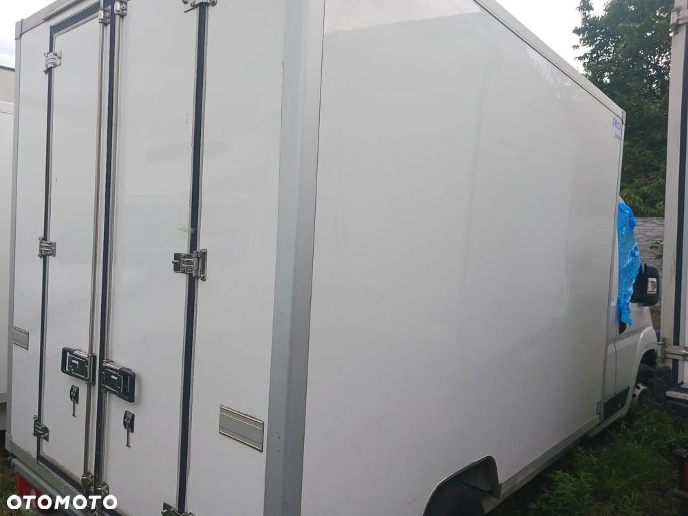 Iveco EUROCARGO 100E18 E5 2013r 277 tyś km KLIMA SALON Izoterma Chłodnia Mroźnia - 5
