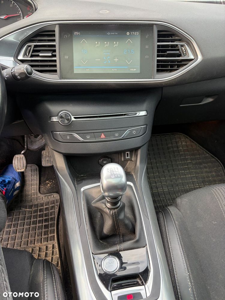 Peugeot 308 1.6 BlueHDi Business Line S&S - 12