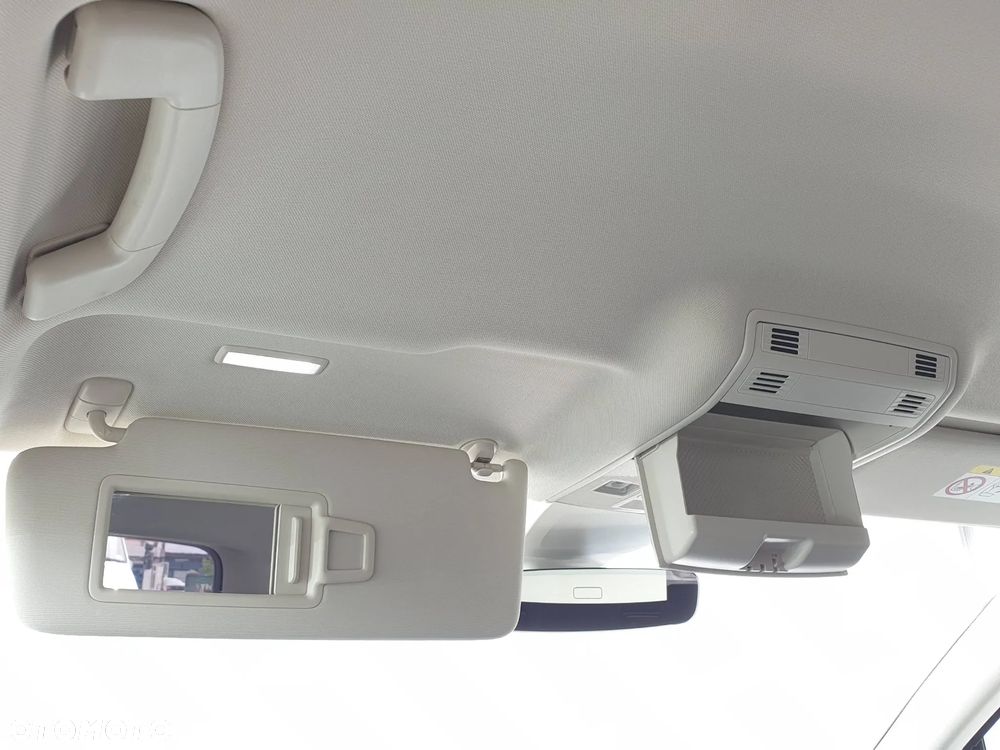 Volkswagen Passat Variant 1.8 TSI BMT Comfortline DSG - 31