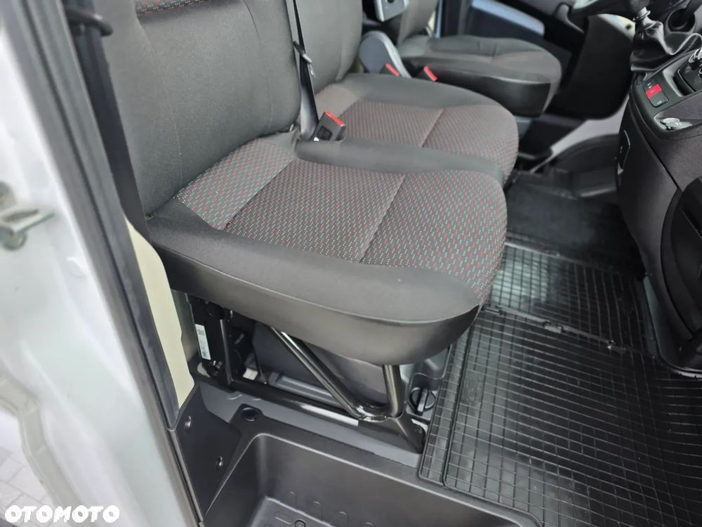 Peugeot Boxer L4H2 Extra Long 2.2 Diesel 165 Koni BEZWYPADKOWY z Polskiego Salonu I Model 2023 rok IPierwszy i Jedyny Właściciel I SERWISOWANY I Wyjątkowo Atrakcyjny Egzemplarz I - 38