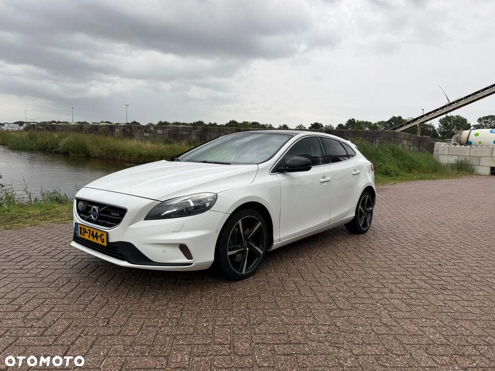 Volvo V40 - 1