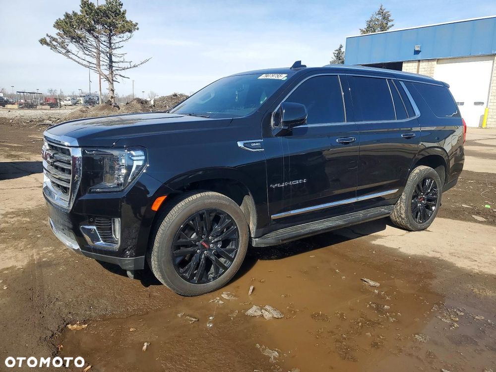 GMC Yukon - 2