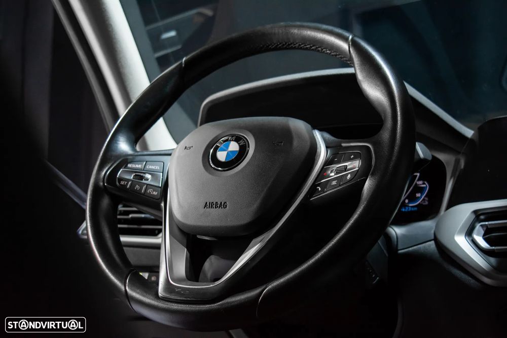 BMW 320 e Touring Aut. Advantage - 23