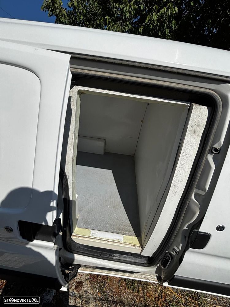 Citroën Berlingo 1.6 HDi — fotografia 12