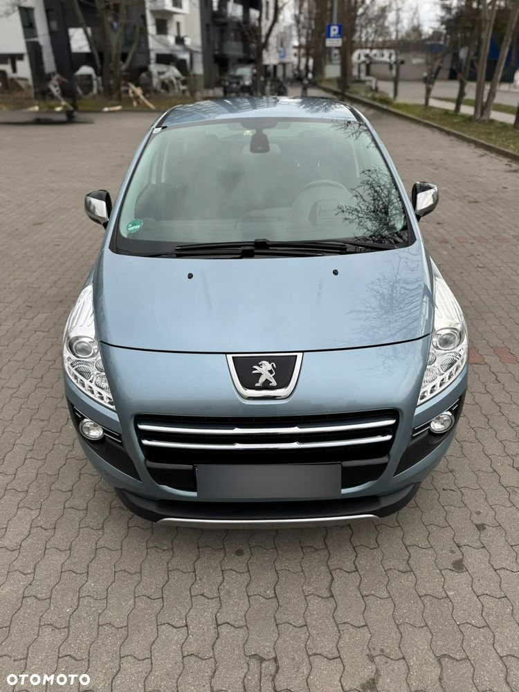 Peugeot 3008 2.0 HYbrid4 - 3