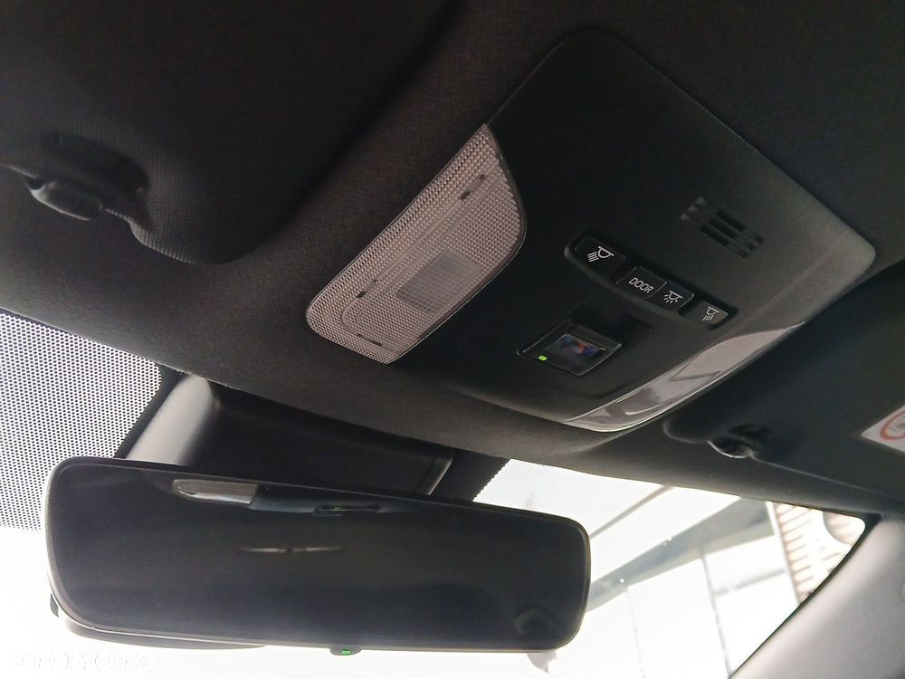 Toyota Corolla 1.2 T Comfort - 34