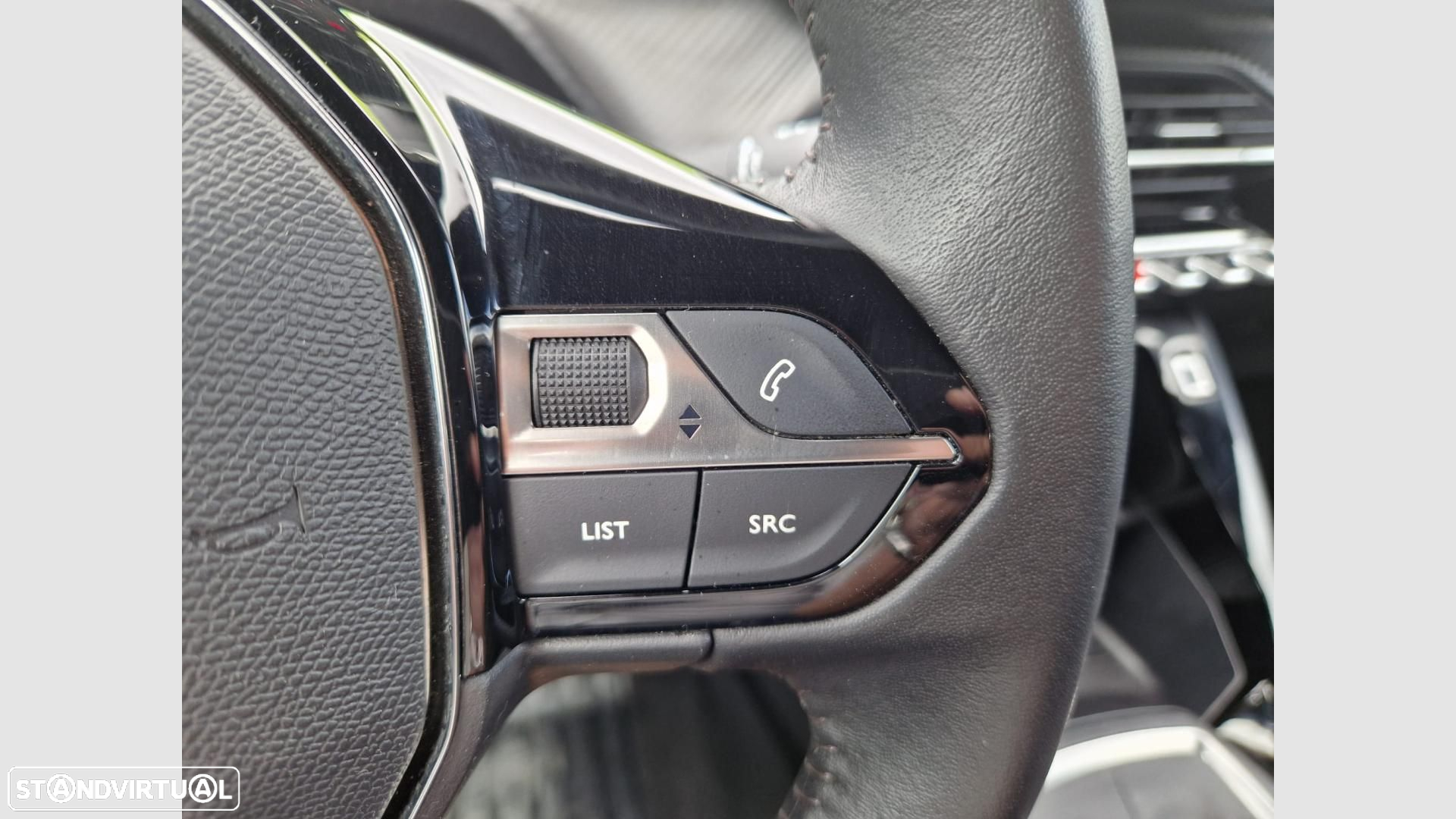Peugeot 2008 1.2 PureTech Active Pack - 14