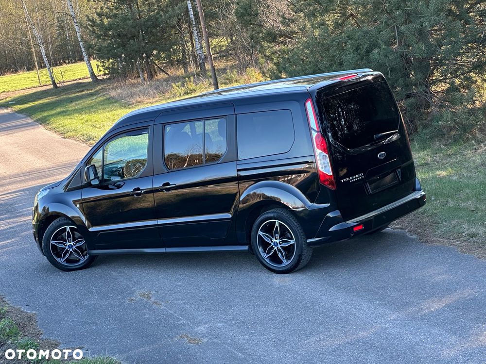 Ford Tourneo Connect Grand - 8