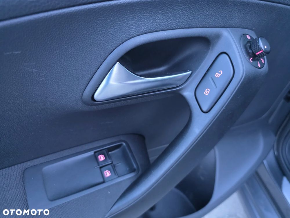 Volkswagen Polo 1.2 TSI Life - 16