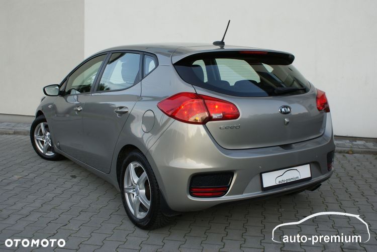 Kia Ceed 1.4 Business Line - 30