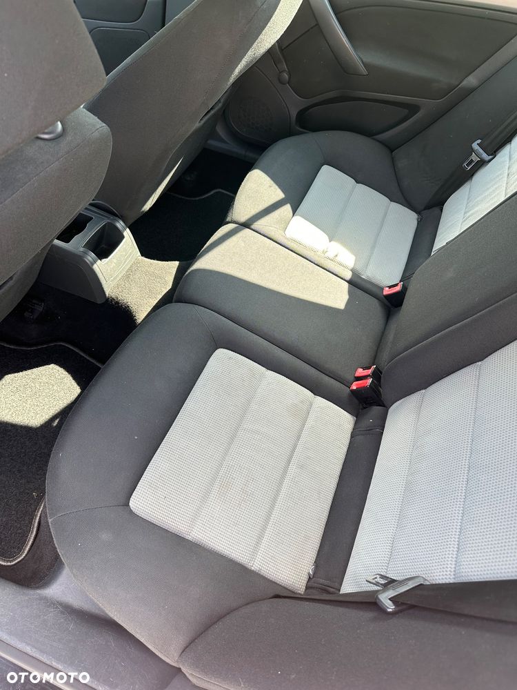 Skoda Octavia 1.6 Elegance - 14