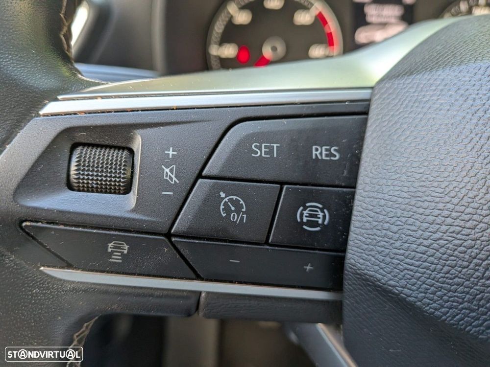 SEAT Leon ST 2.0 TDI Style — fotografia 10
