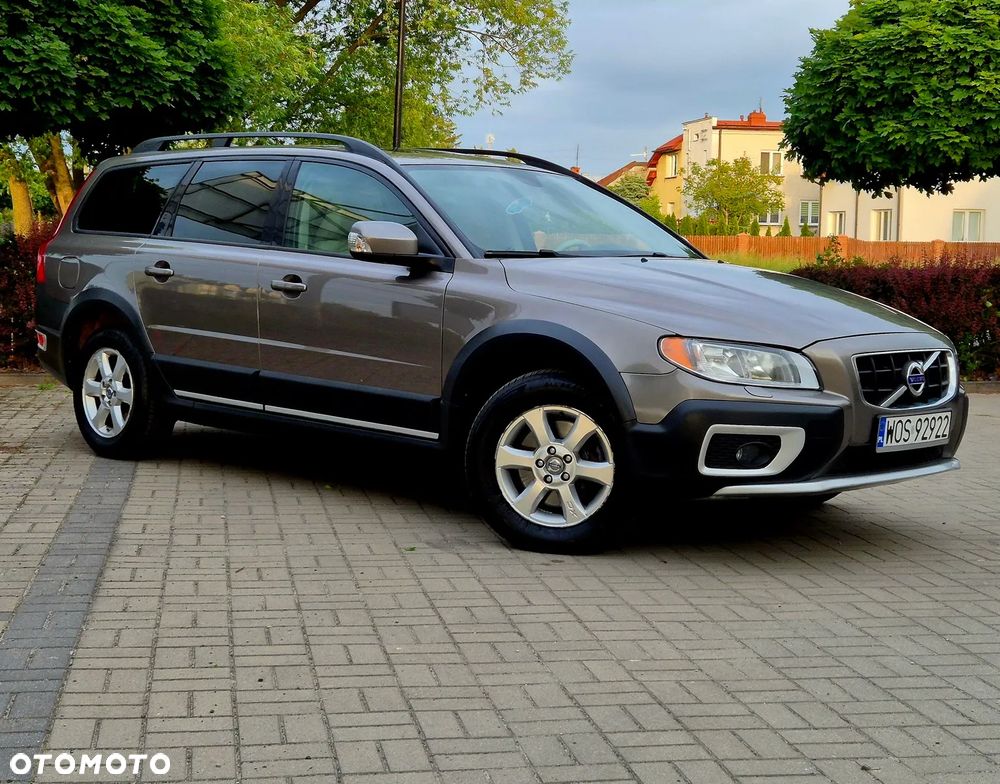 Volvo XC 70 3.2 AWD Momentum - 5