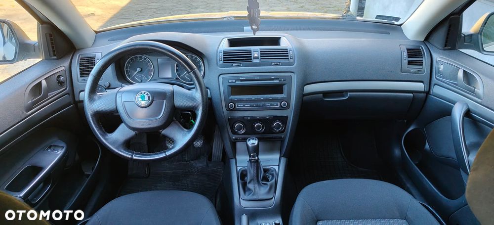 Skoda Octavia 1.6 TDI Ambiente - 5