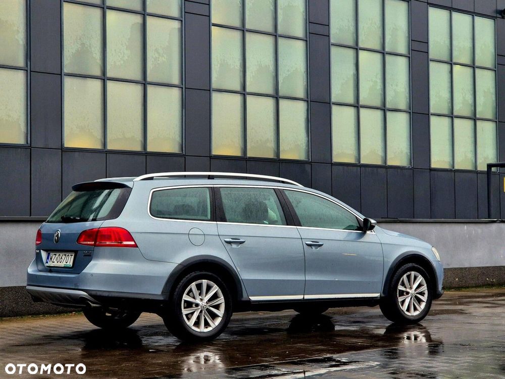 Volkswagen Passat Alltrack 2.0 TDI 4Motion DSG BlueMotion Tec - 6