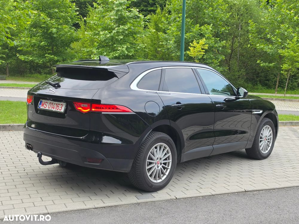 Jaguar F-Pace 20d AWD Aut. Prestige - 2
