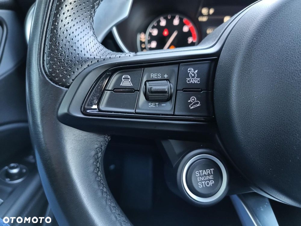 Alfa Romeo Stelvio 2.0 Turbo Sprint Q4 - 22